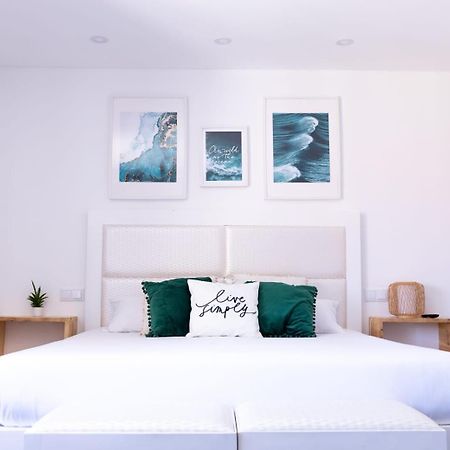 مبيت وإفطار اتوغويه ده باليه Supertubos House Peniche المظهر الخارجي الصورة